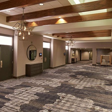 Hilton Cincinnati Airport Florence Exterior photo
