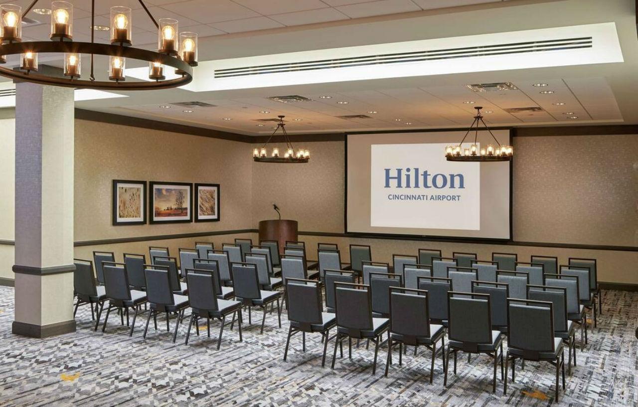 Hilton Cincinnati Airport Florence Exterior photo